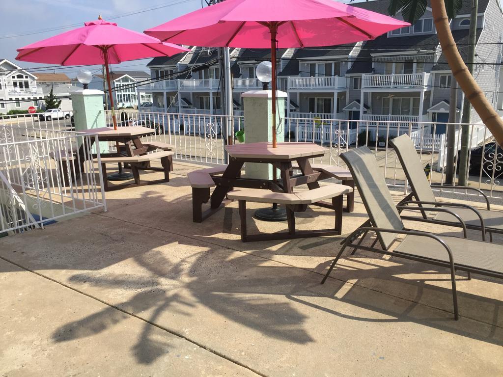 וויילדווד קרסט Four Winds Condo Motel מראה חיצוני תמונה