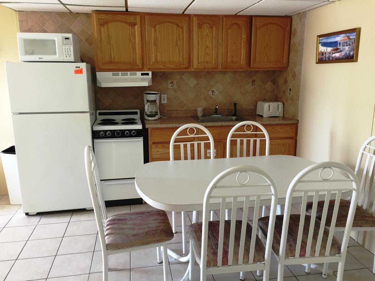 וויילדווד קרסט Four Winds Condo Motel מראה חיצוני תמונה