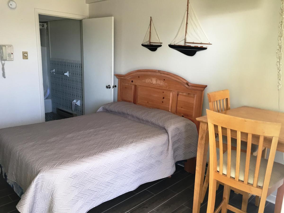 וויילדווד קרסט Four Winds Condo Motel מראה חיצוני תמונה