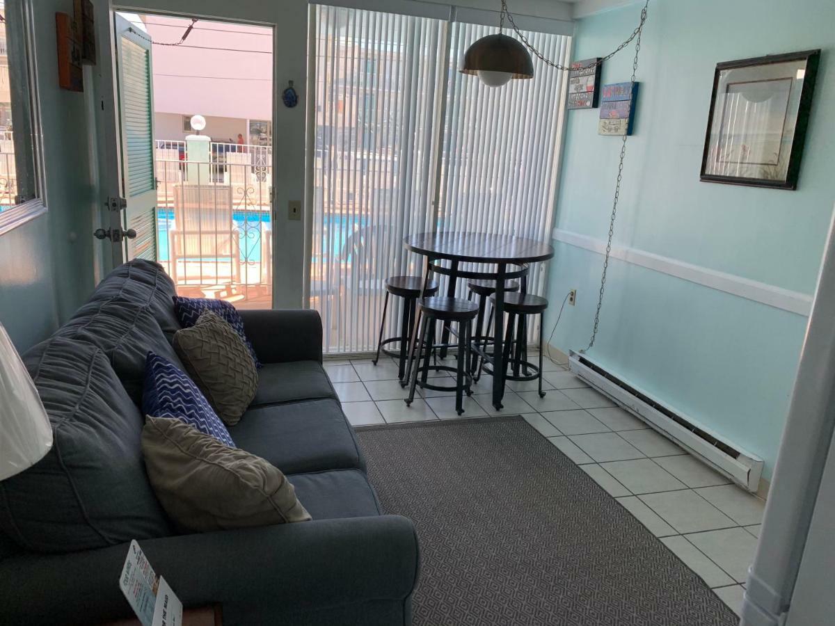 וויילדווד קרסט Four Winds Condo Motel מראה חיצוני תמונה